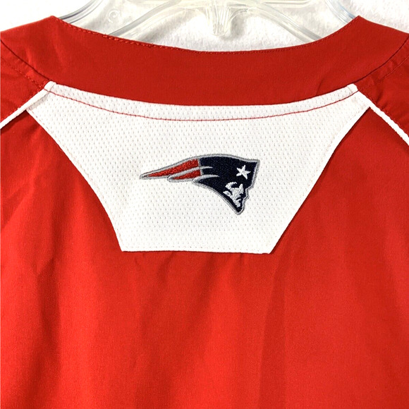 New England Patriots Shirt Mens Small XGrain Red Short Sleeve Sports Pockets - Picture 3 of 16
